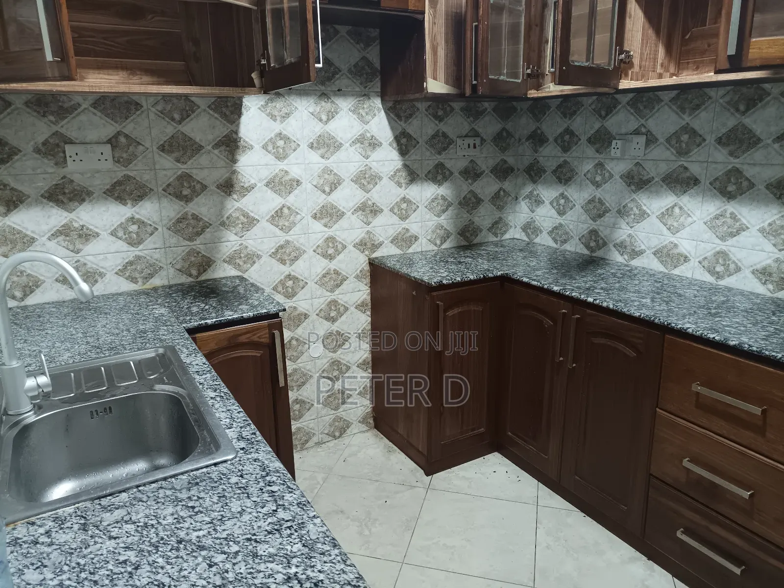 3bdrm Apartment in Kariakoo for rent