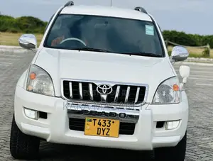 Toyota Land Cruiser Prado 2007 White