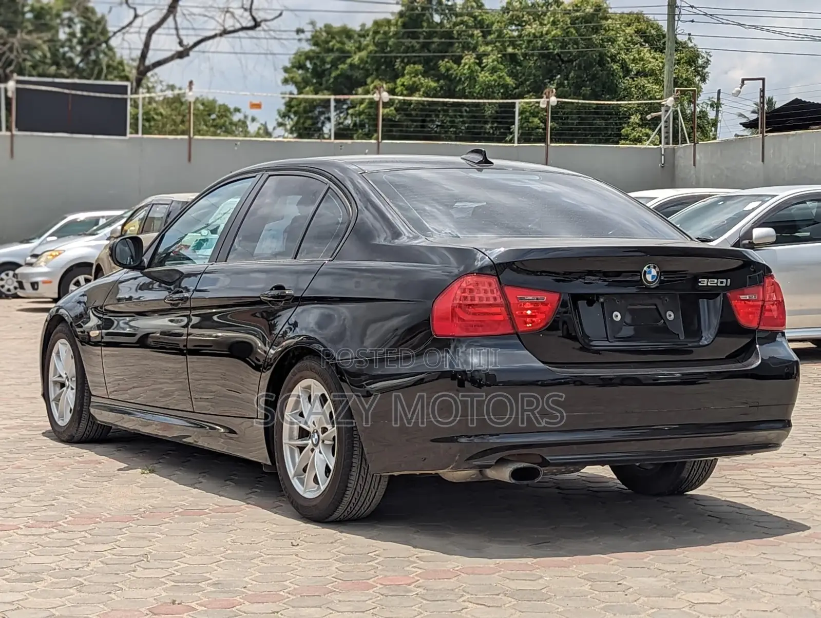 BMW 3 Series 2011 Black