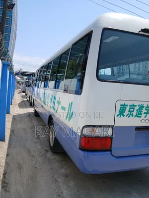 Toyota Coaster 2004
