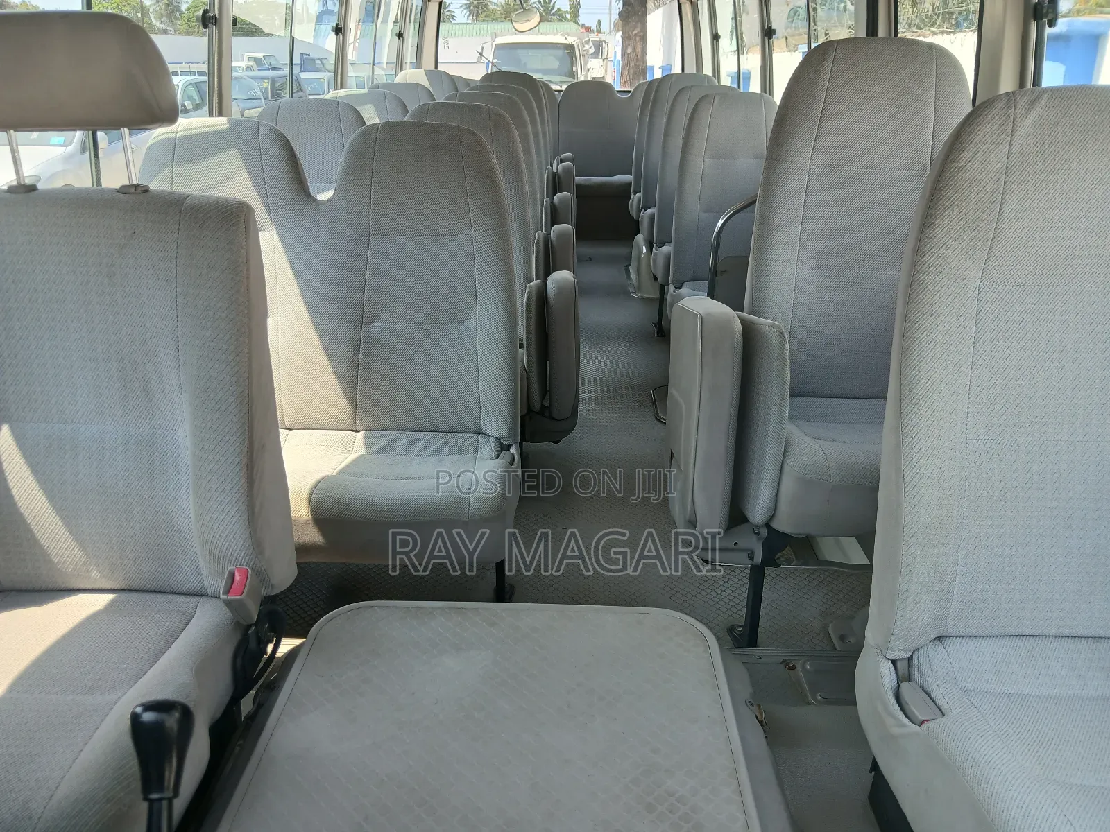 Toyota Coaster 2004