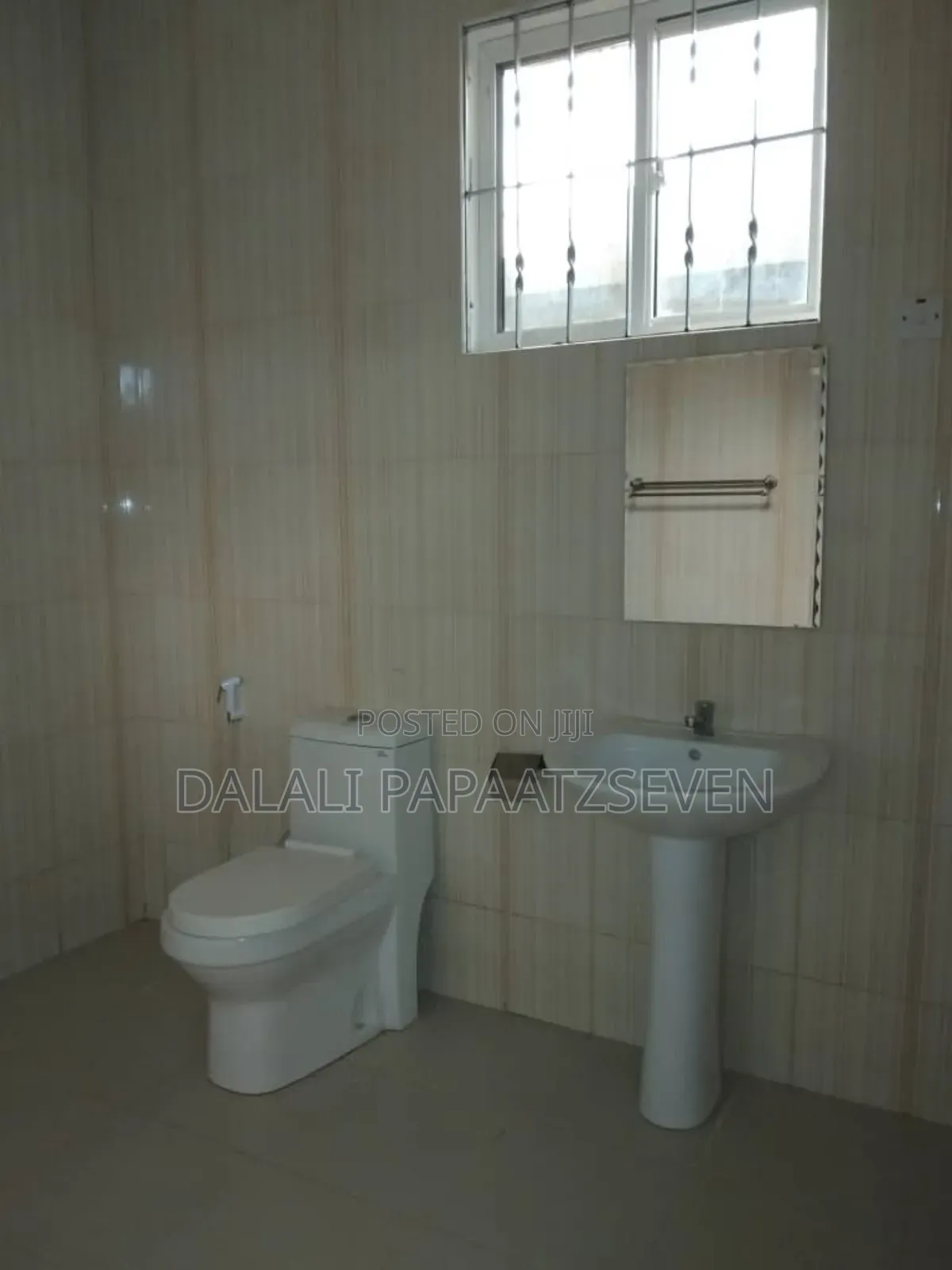 3bdrm House in Dalalipapaatzseven, Kinondoni for rent
