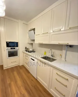 Kitchen Set Full Na Viti Vyake Rangi Nyeupe