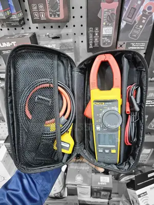 Fluke True-RMS Ac/Dc Clamp Metre