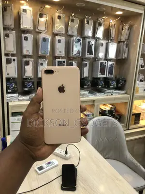 Apple iPhone 8 Plus 64 GB Gold