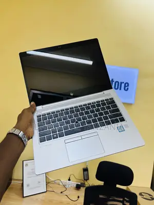 New Laptop HP EliteBook 830 G5 8GB Intel Core I5 SSD 256GB