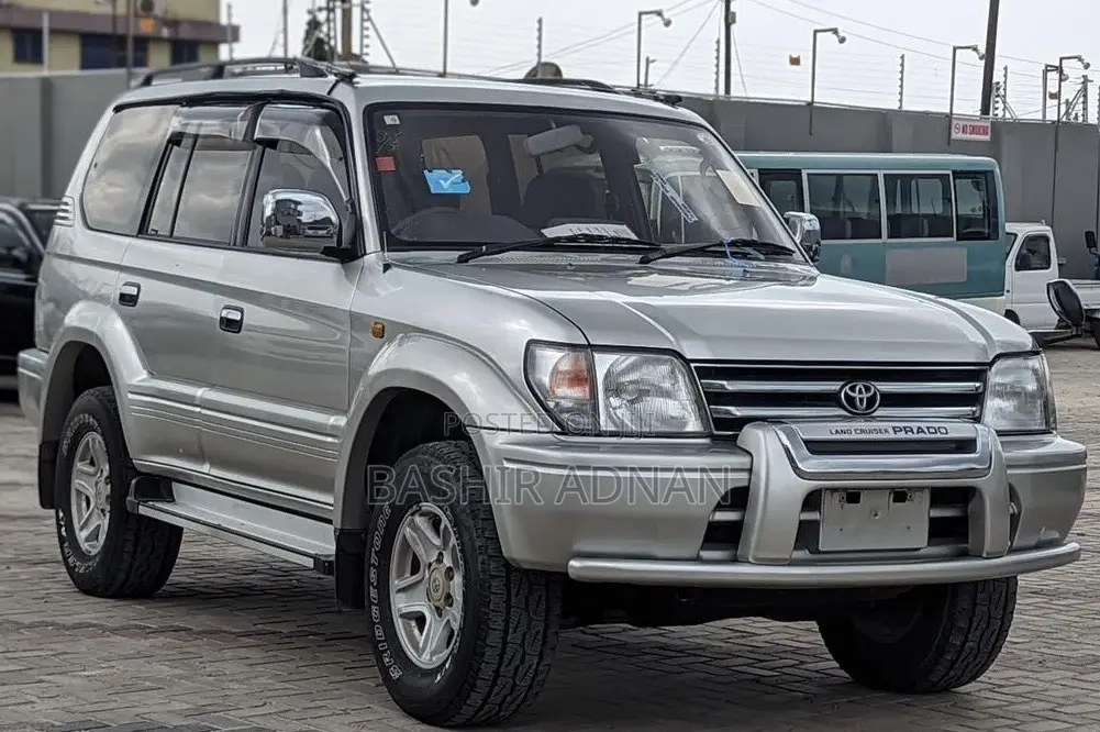 Toyota Land Cruiser Prado 2.7 16V 5dr 2000 Silver