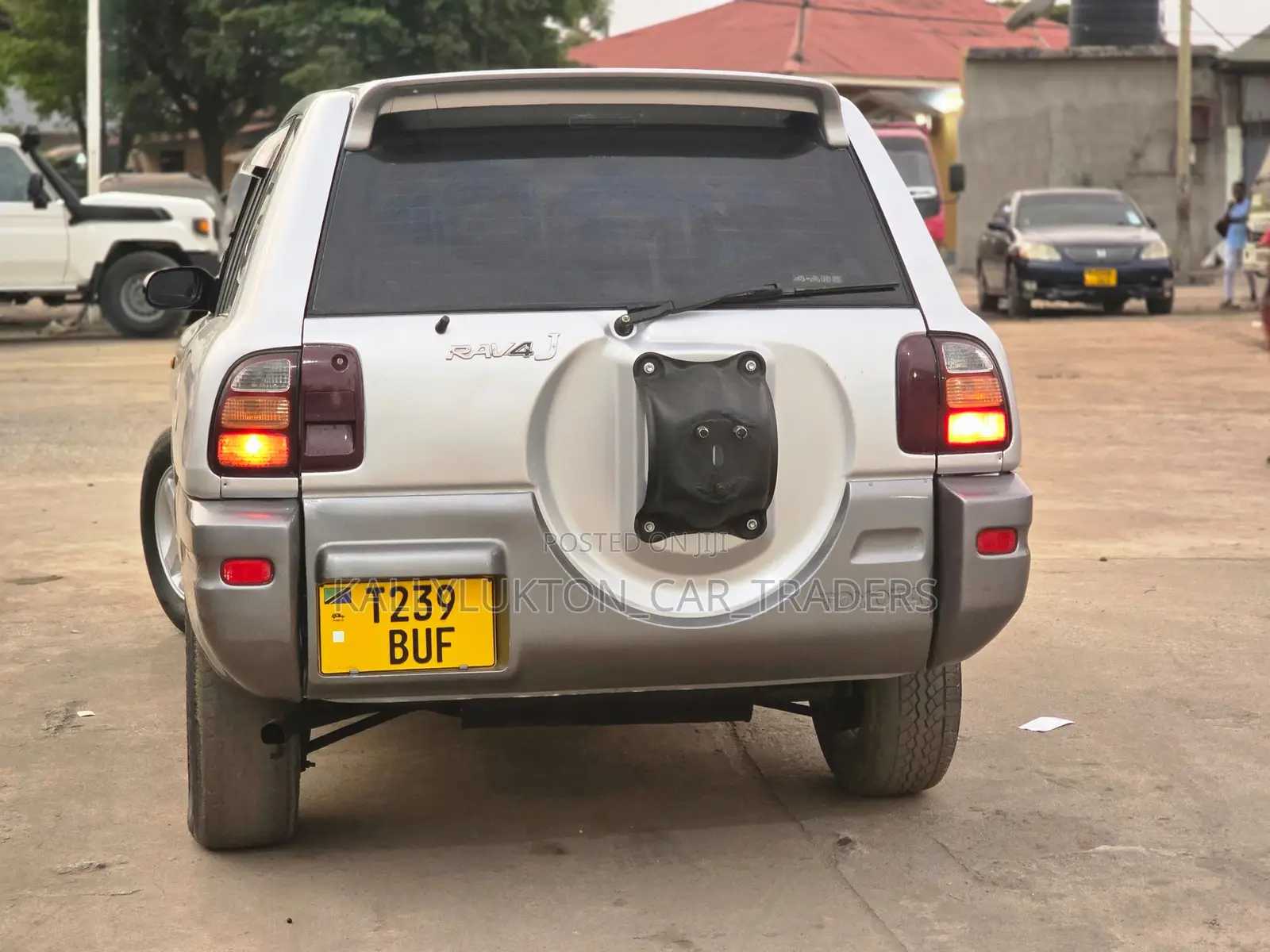 Toyota RAV4 2000 Silver