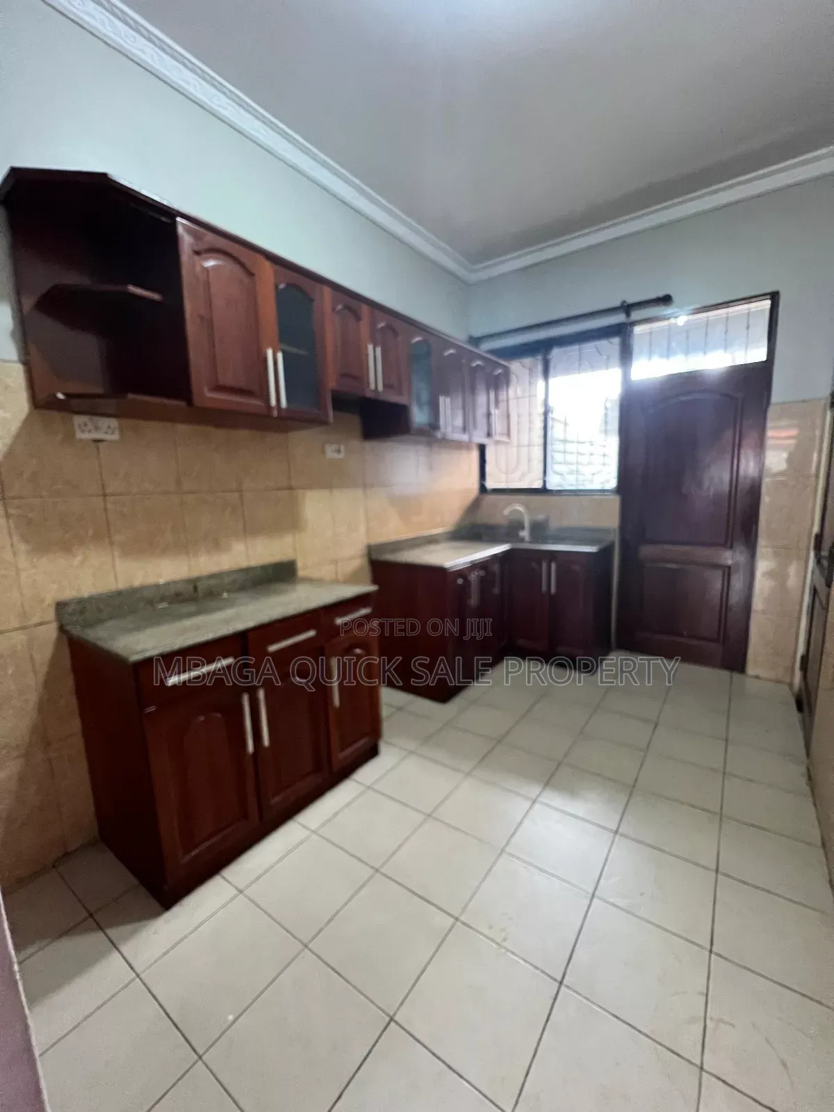 3bdrm Apartment in Bahari Beach, Mbezi for rent