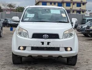 Toyota Rush 2010 White