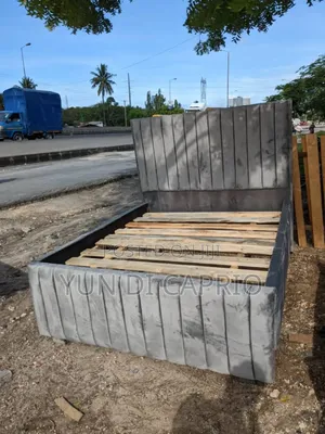 Kitanda Bedsofa Nzuri Sana