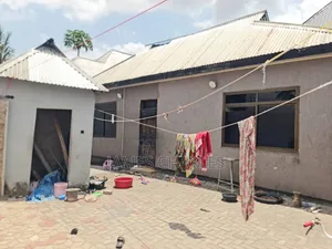 6bdrm House in Mbande Chamazi for sale