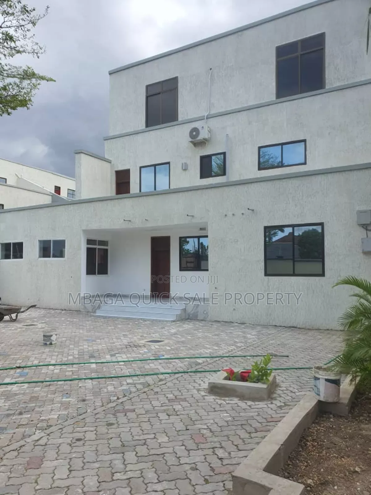4bdrm House in Mikocheni B for rent