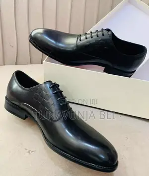 Louis Vuiton Classic Men Shoes