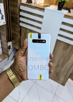 Samsung Galaxy S10 Plus 128 GB Blue
