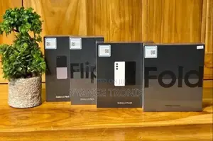 New Samsung Galaxy Z Fold4 256 GB Black