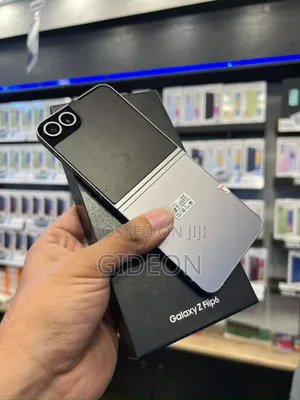 New Samsung Galaxy Z Flip6 256 GB Black