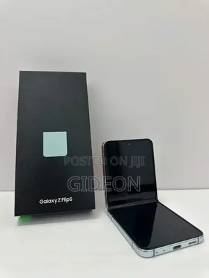 New Samsung Galaxy Z Flip5 256 GB Black