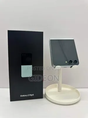 New Samsung Galaxy Z Flip5 256 GB Black