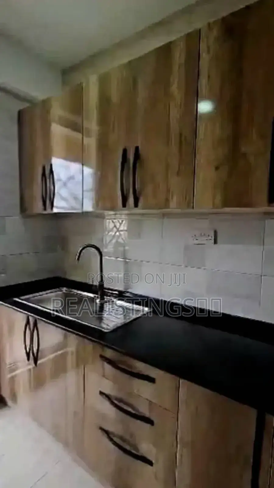 3bdrm Apartment in Kariakoo for sale