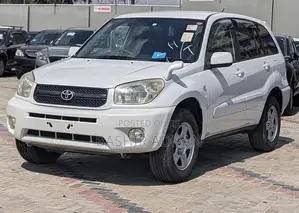 Toyota RAV4 2005 White
