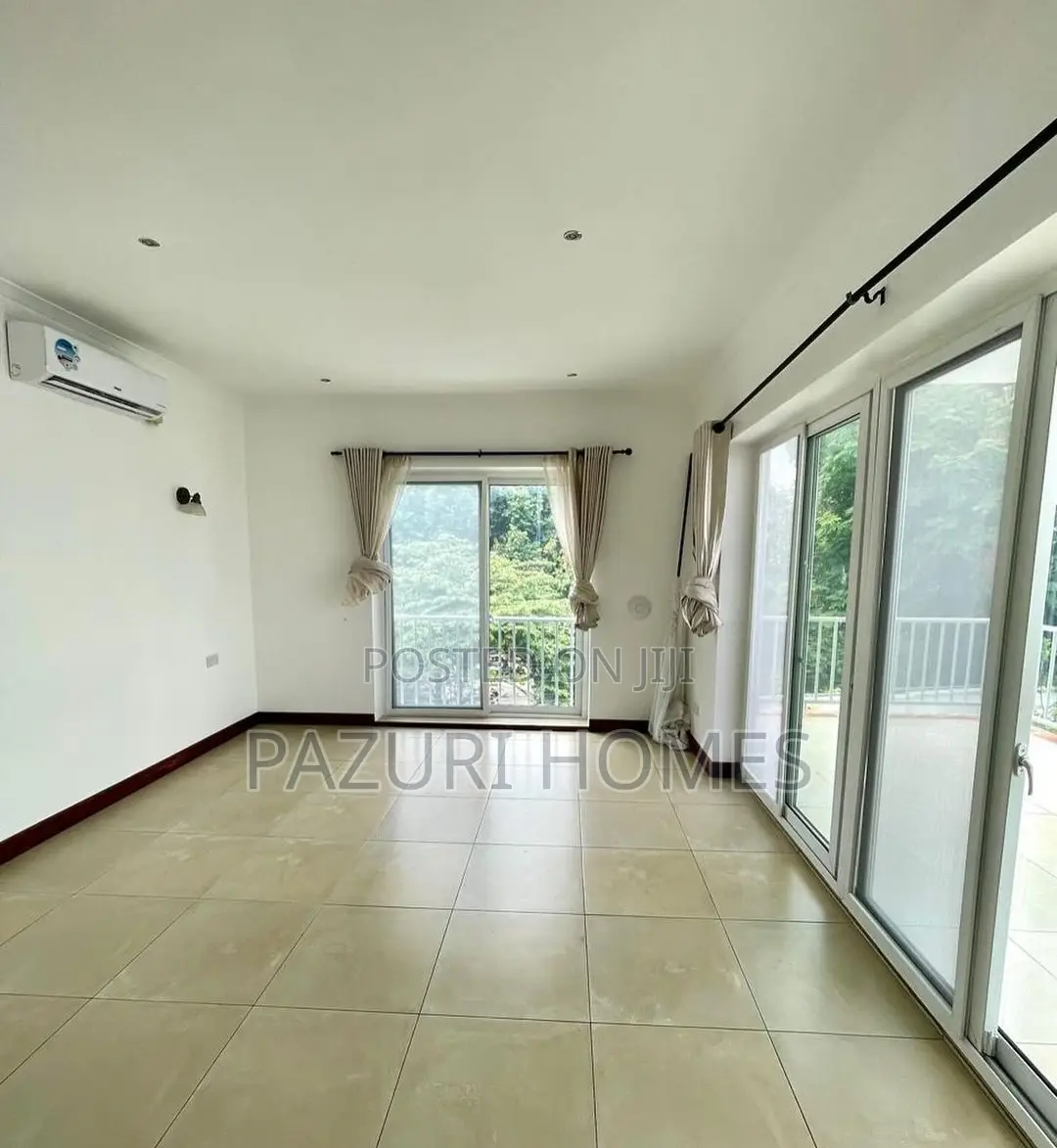 4bdrm Villa in Masaki for rent