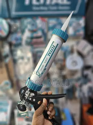 Total Alluminium Caulking Gun THT20109