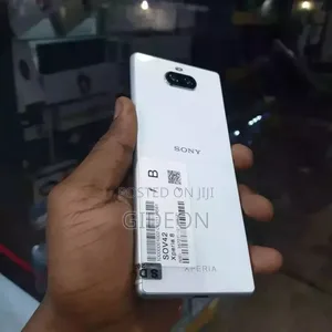 Sony Xperia 8 SOV42 64 GB White