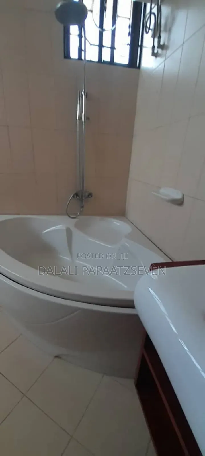 Furnished 6bdrm House in Dalalipapaatzseven, Kinondoni for rent
