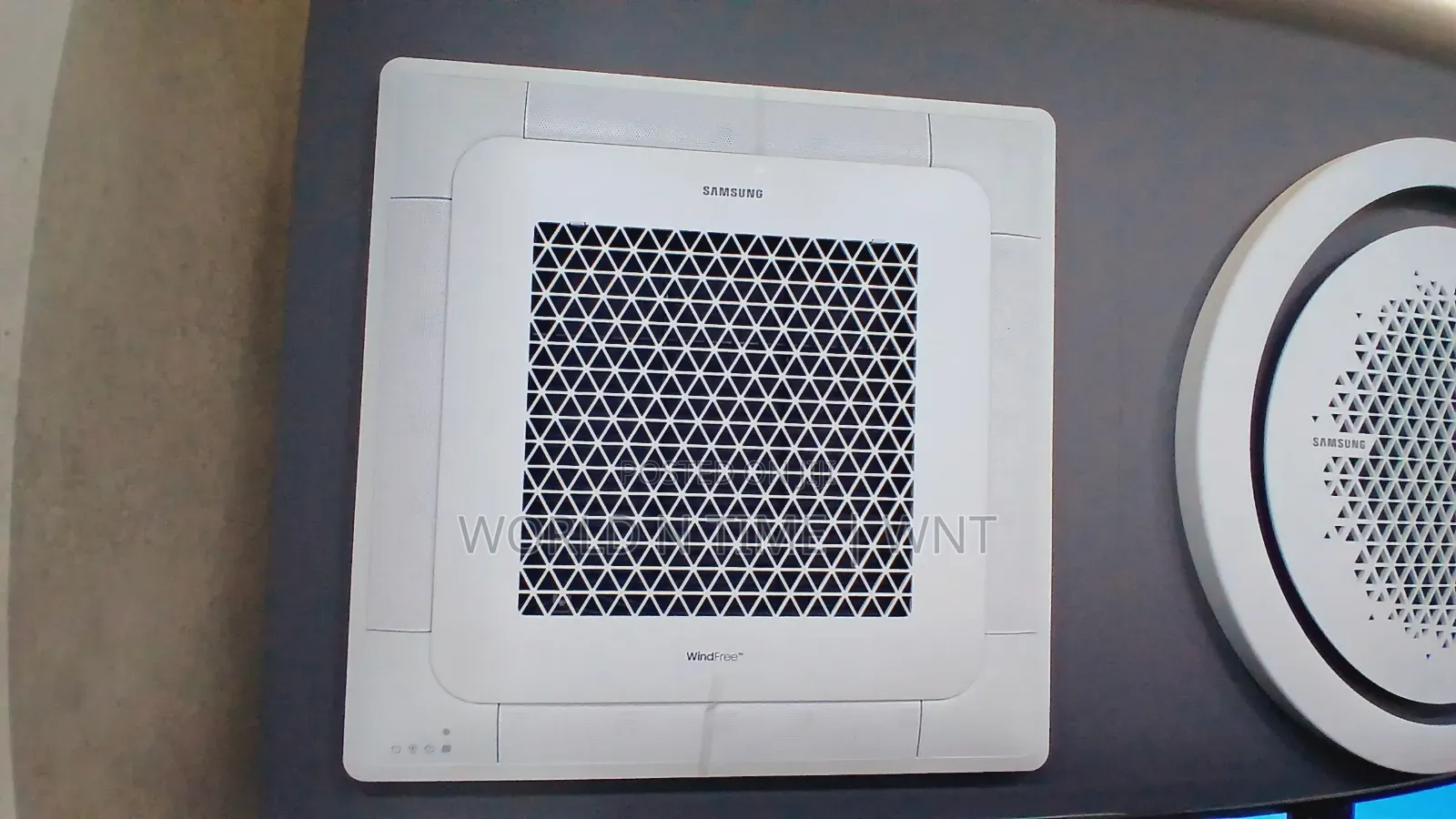 Samsung AC071TN4DKC/EA Ceiling Cassette Wind-Free 24000btu