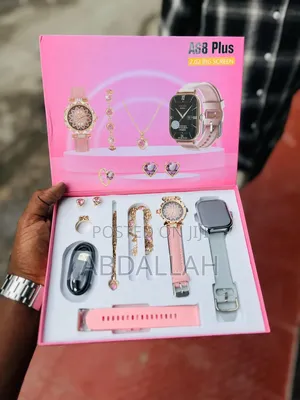 A 68 PLUS Smartwatch