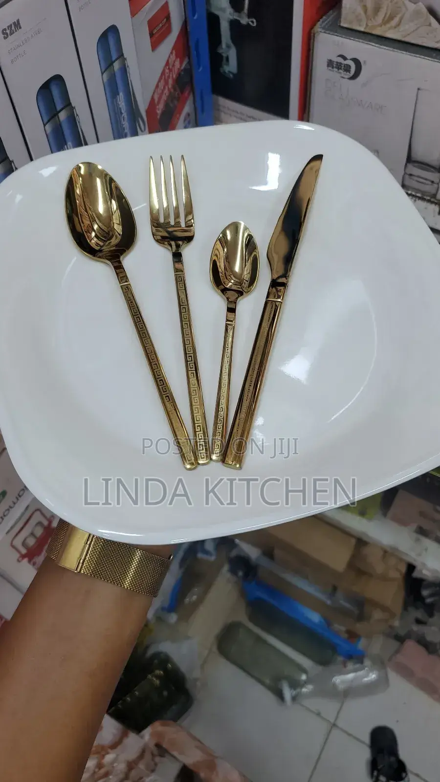 Gold Cuttery Set 24pcs