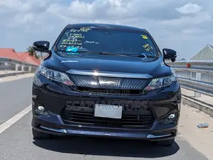 Toyota Harrier 2014