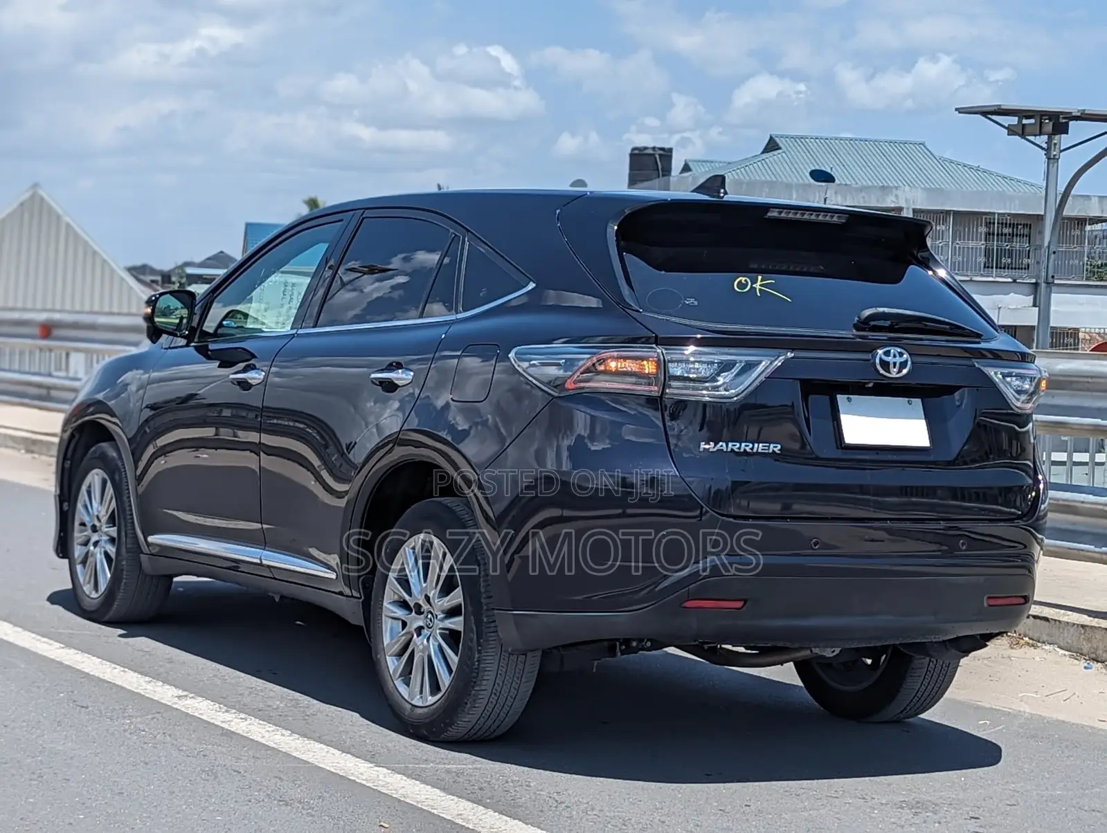 Toyota Harrier 2014