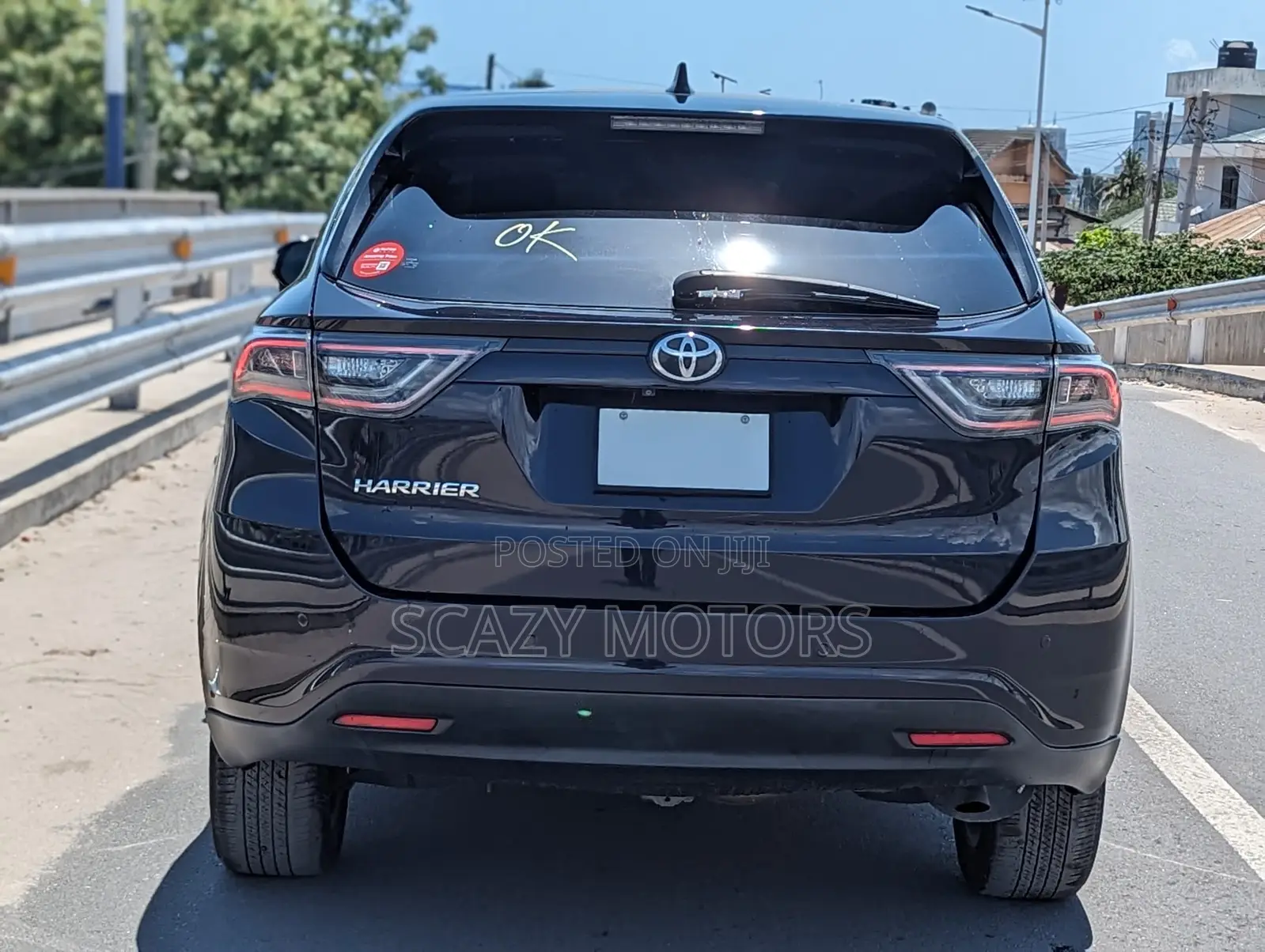 Toyota Harrier 2014