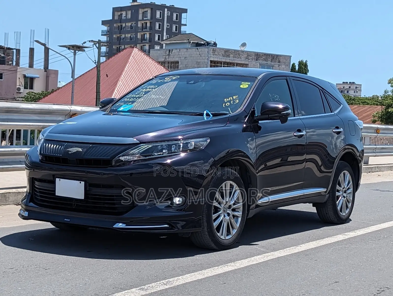 Toyota Harrier 2014