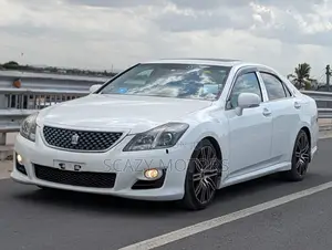 Toyota Crown 2009 Off white
