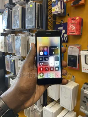 Apple iPhone 7 128 GB Black