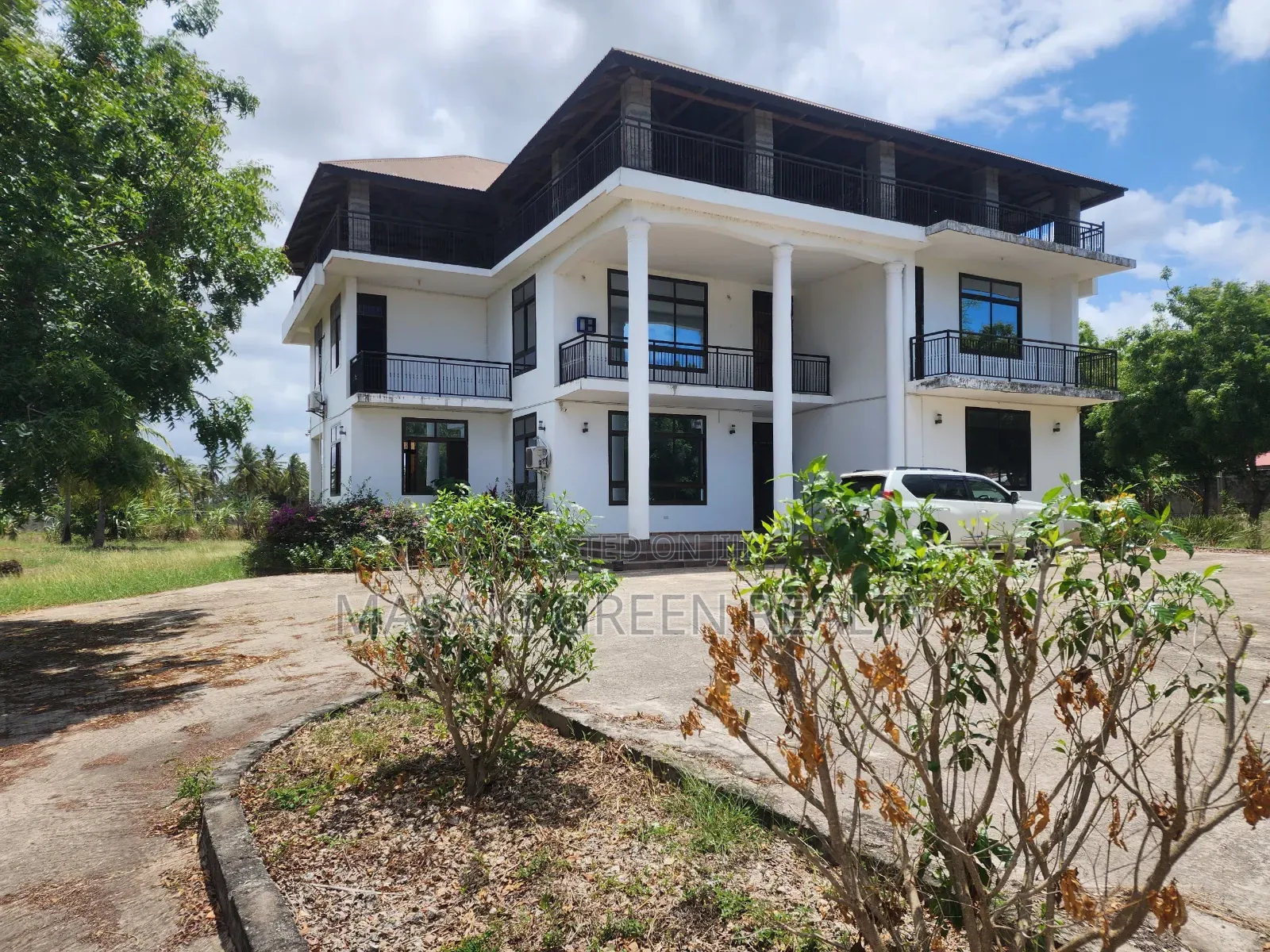 5bdrm House in Kigamboni Estate for sale