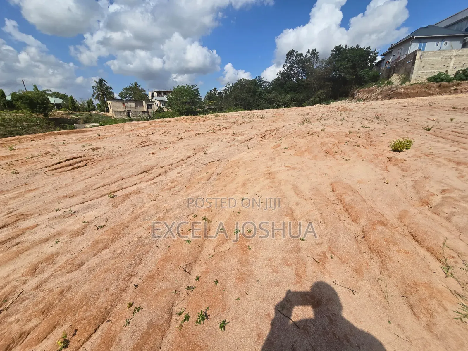 Kiwanja SQM 3000 Kinauzwa Goba Triple B