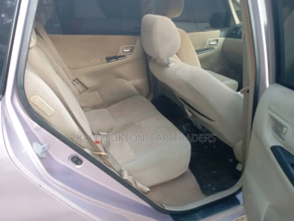 Toyota Corolla Spacio 2004 Pink