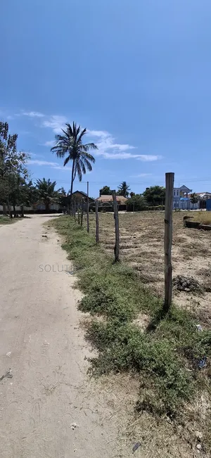 Kiwanja Kinauzwa Tegeta Nyuma Ya Kibo