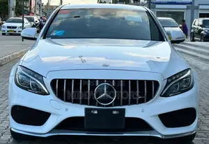 Mercedes-Benz C-Class 2014 White