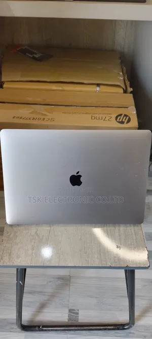 Laptop Apple MacBook Pro 2019 16GB Intel Core I9 SSD 512GB