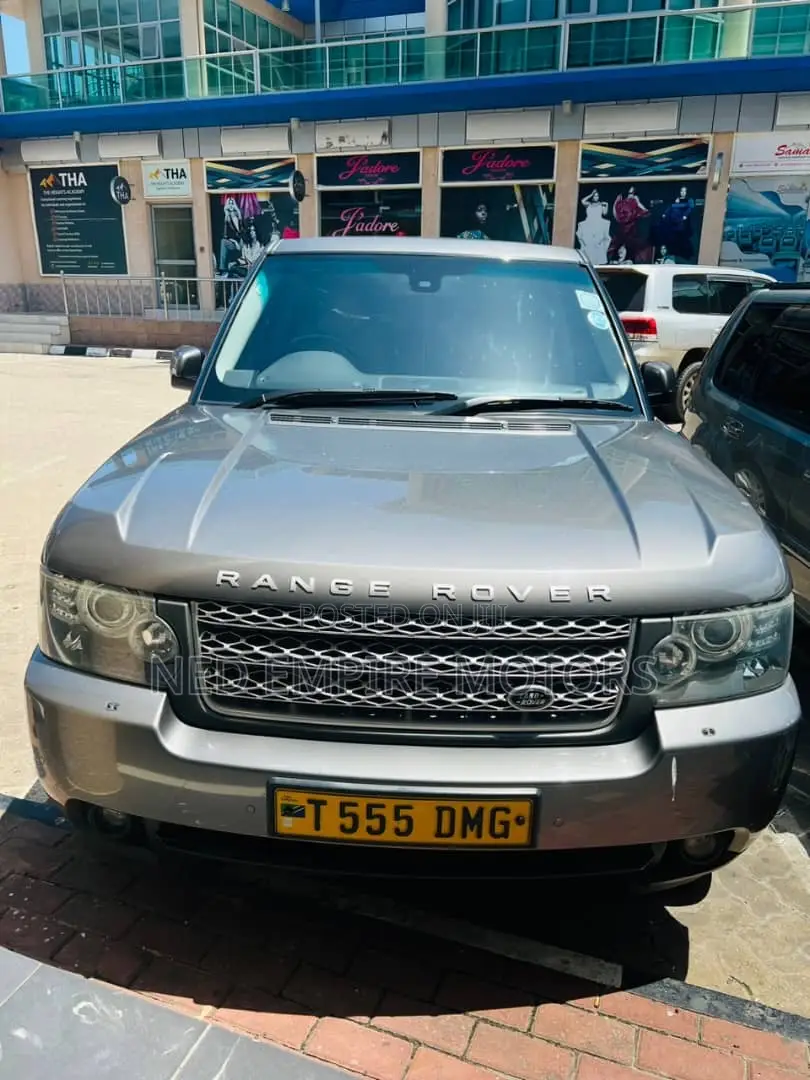 Land Rover Range Rover Vogue 2010 Silver