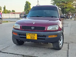 Toyota RAV4 2002 Red