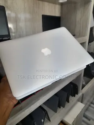 Laptop Apple MacBook Air 2017 8GB Intel Core I5 SSD 256GB