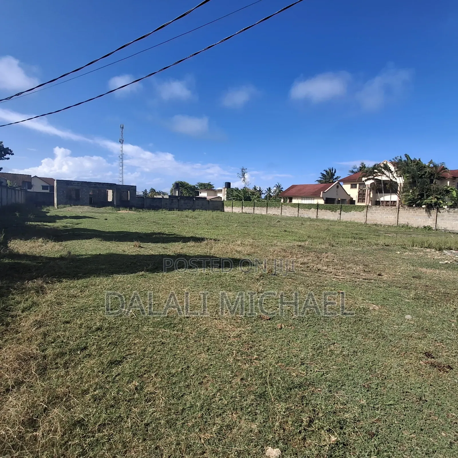 Plot for Sale Bahari Beach .!