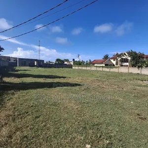 Plot for Sale Bahari Beach .!