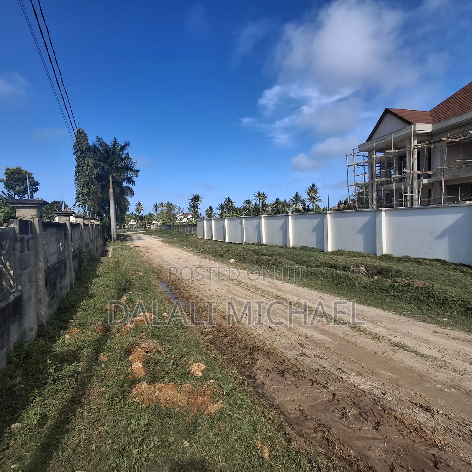 Plot for Sale Bahari Beach .!